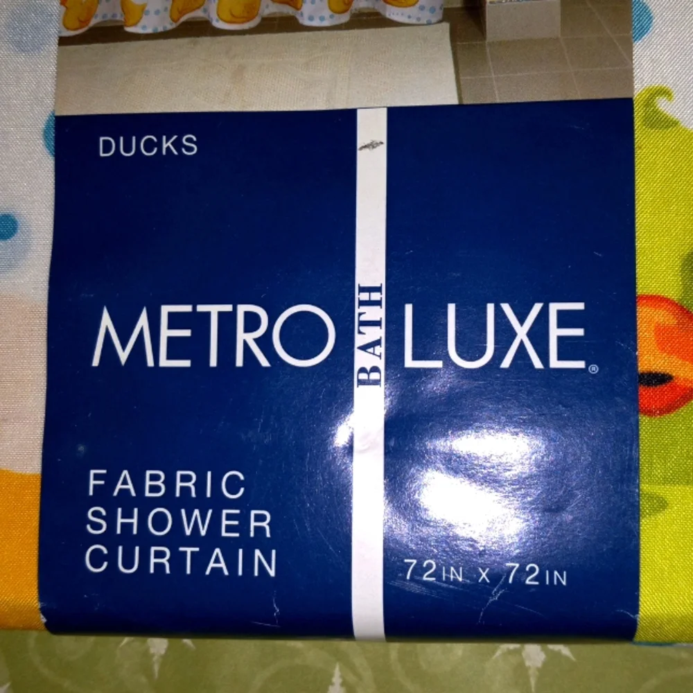 FUN!! Ducky Shower Curtain - Picture 4 of 6
